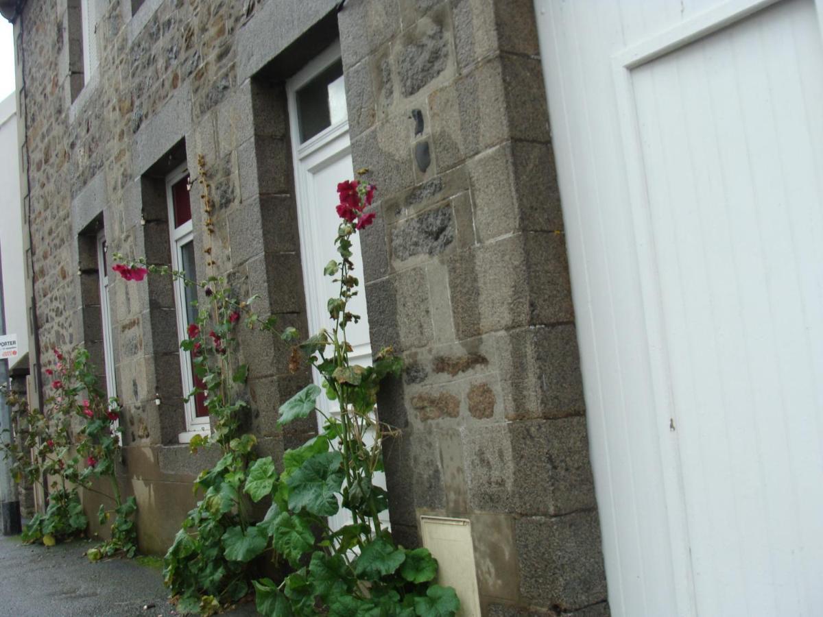 Chambre Maison De Ville Dans La Cite Des Trois Vallees Saint-Brieuc Dış mekan fotoğraf